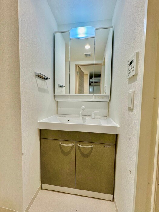 物件内観写真13　(洗面)