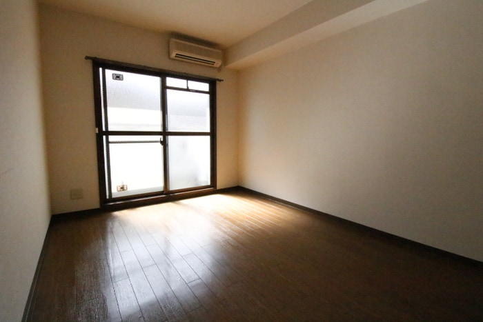 物件内観写真5　(居室)