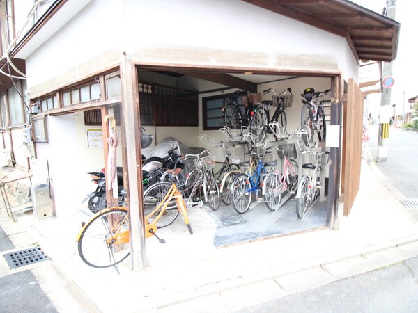 駐輪場