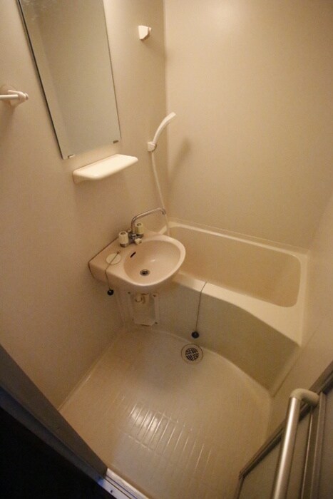 物件内観写真8　(バス／シャワールーム等)