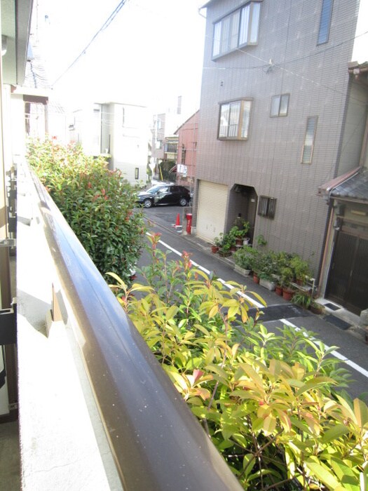 物件内観写真12　(室内からの展望)