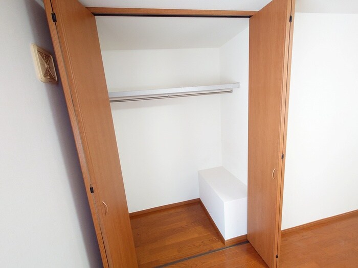 物件内観写真7　(収納)