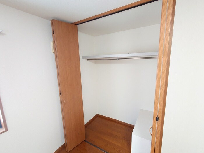 物件内観写真8　(収納)