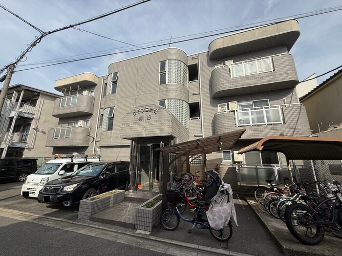 物件外観写真1　(外観写真)