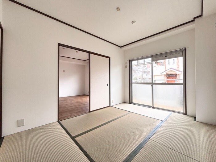 物件内観写真11　(居室)