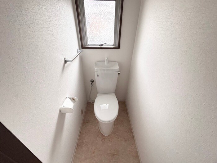 物件内観写真17　(トイレ)