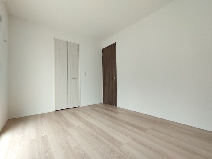 物件内観写真8　(居室)