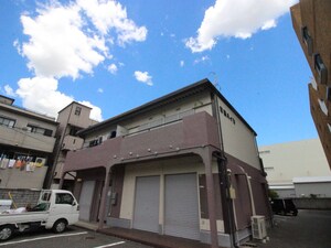 常昌ハイツ西棟外観写真