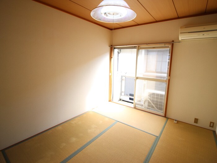 物件内観写真12　(居室)