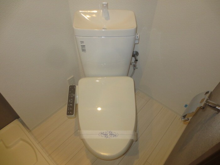 物件内観写真9　(トイレ)