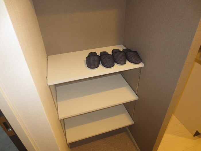 物件内観写真12　(靴箱)