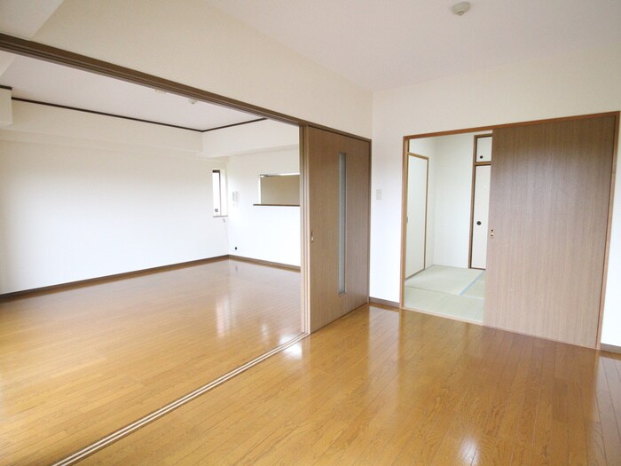 物件内観写真9　(居室)