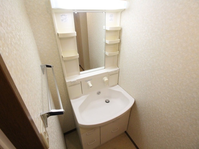 物件内観写真13　(洗面)