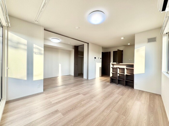 物件内観写真8　(居室)