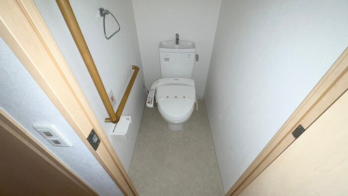 物件内観写真10　(トイレ)