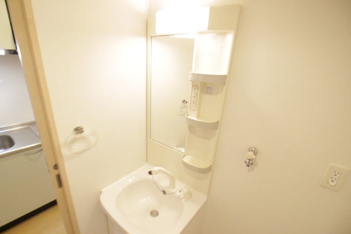 物件内観写真12　(洗面)