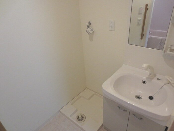 物件内観写真12　(洗面)