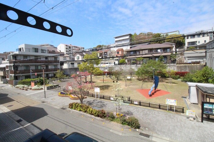 物件内観写真17　(室内からの展望)