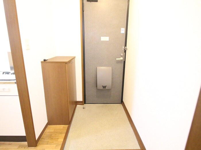 物件内観写真21　(玄関)