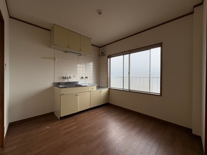 物件内観写真8　(居室)