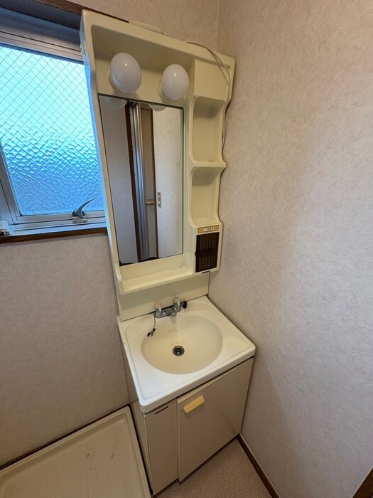 物件内観写真15　(洗面)