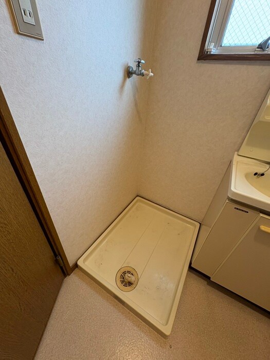 物件内観写真22　(洗濯機置場)