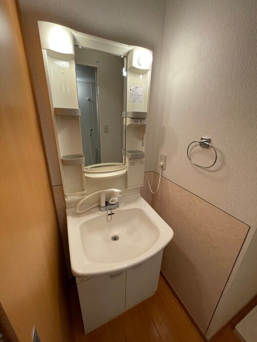 物件内観写真12　(洗面)