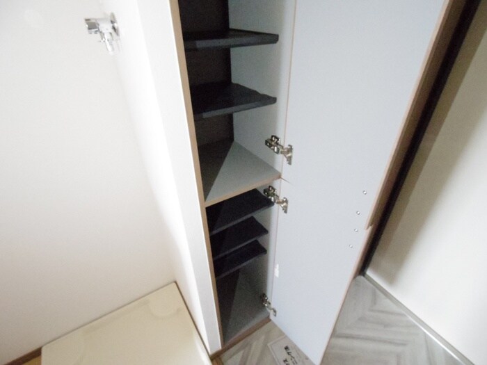 物件内観写真19　(靴箱)