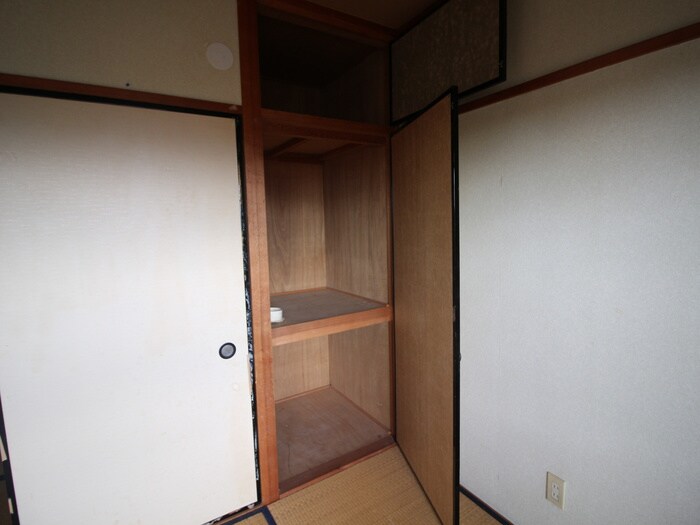 物件内観写真9　(収納)