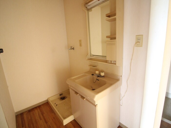 物件内観写真11　(洗面)