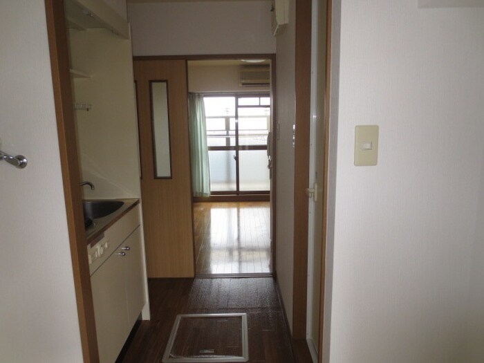 物件内観写真7　(廊下)