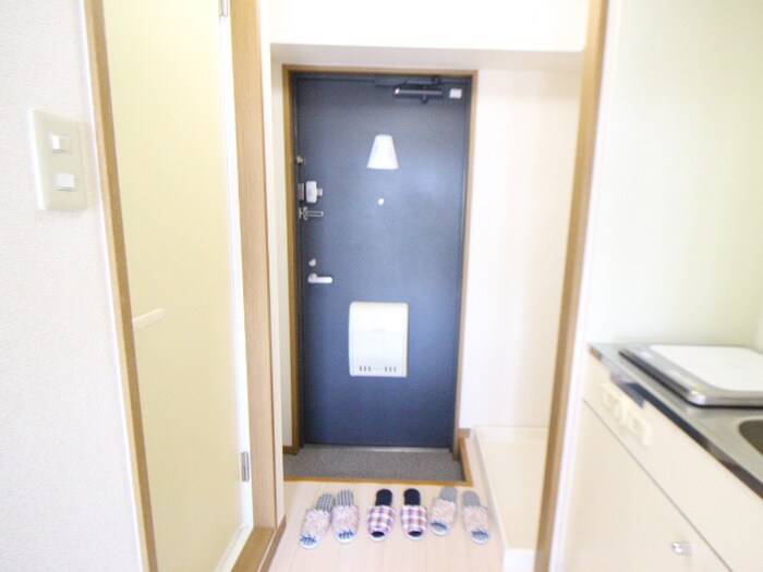 物件内観写真14　(玄関)