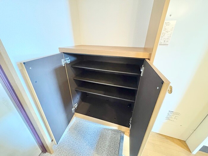 物件内観写真16　(靴箱)