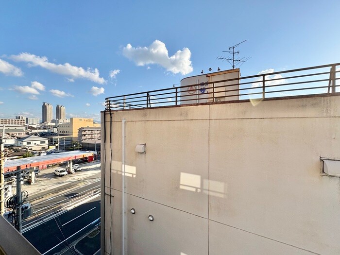 物件内観写真22　(室内からの展望)