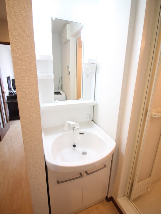 物件内観写真8　(洗面)