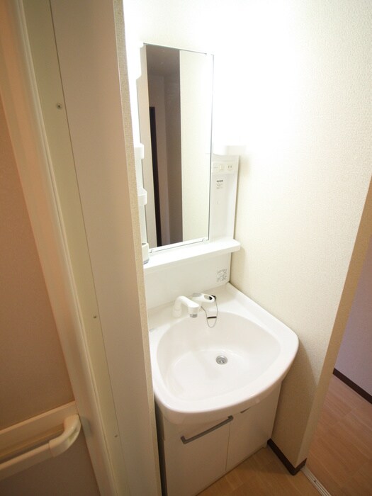 物件内観写真8　(洗面)