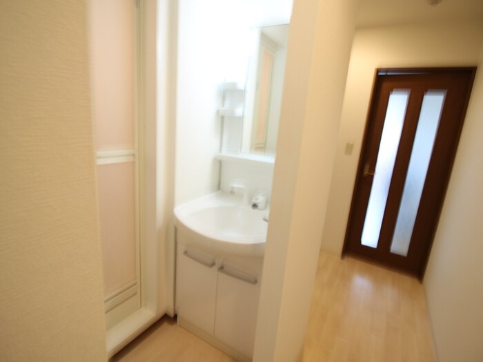 物件内観写真9　(洗面)