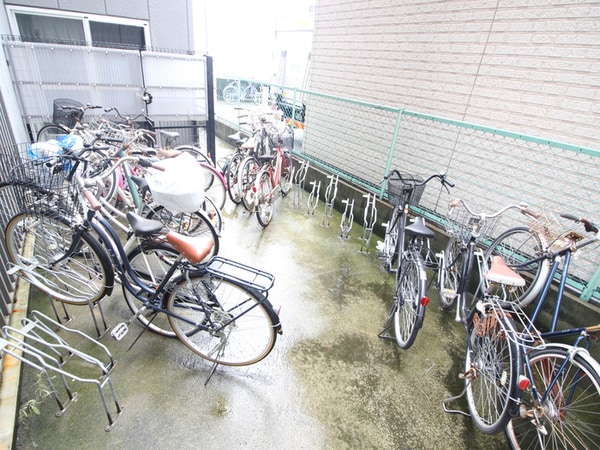 駐輪場