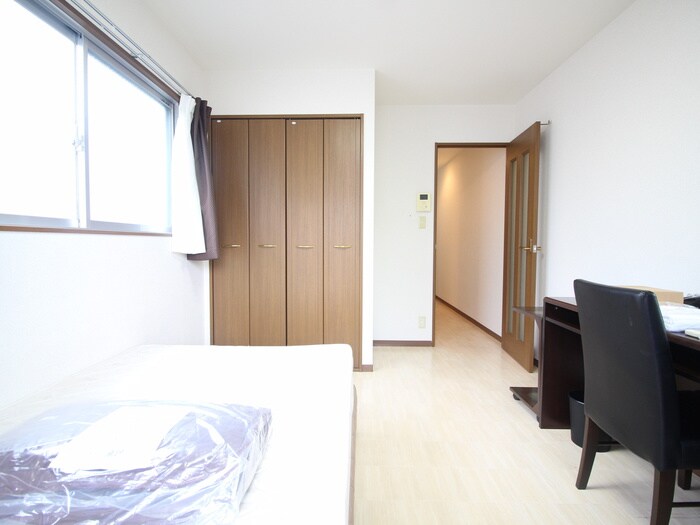 物件内観写真12　(居室)