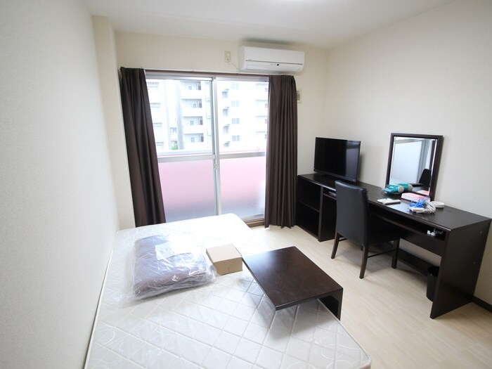 物件内観写真13　(居室)