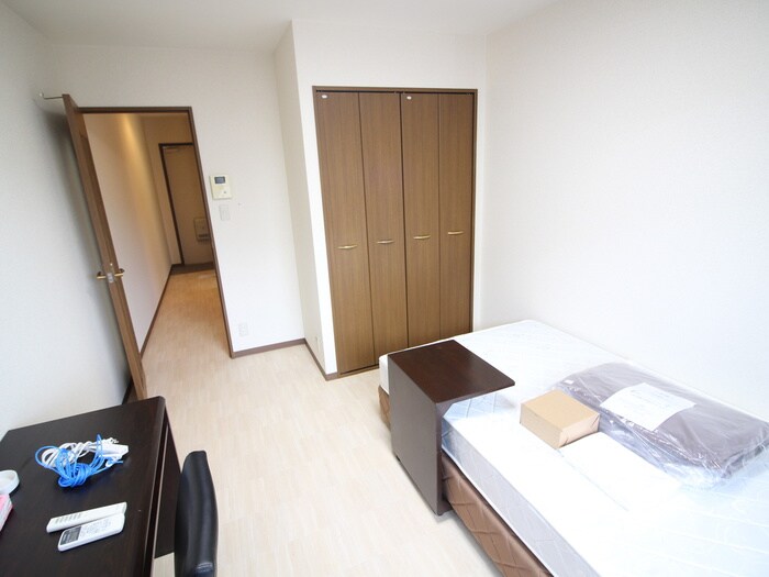 物件内観写真18　(居室)