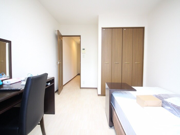 物件内観写真18　(居室)