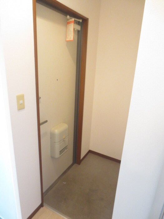 物件内観写真21　(玄関)