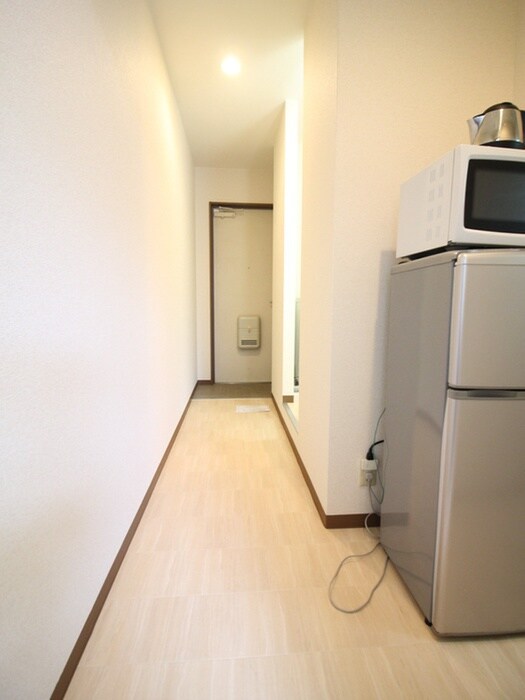 物件内観写真21　(廊下)
