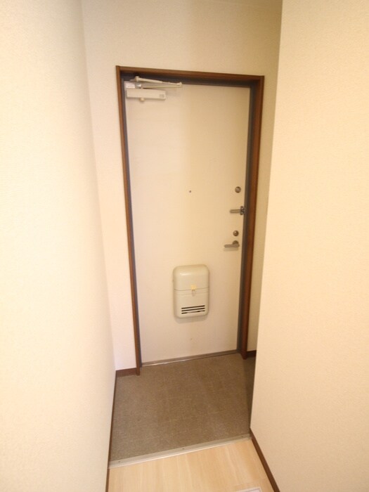 物件内観写真22　(玄関)