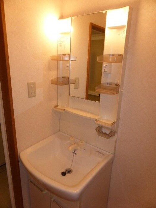 物件内観写真4　(洗面)