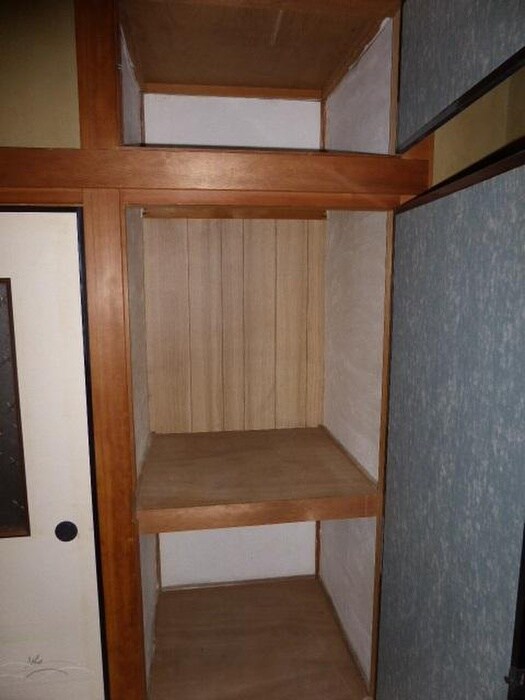 物件内観写真12　(収納)