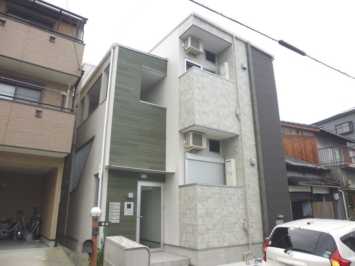 物件外観写真1　(外観写真)