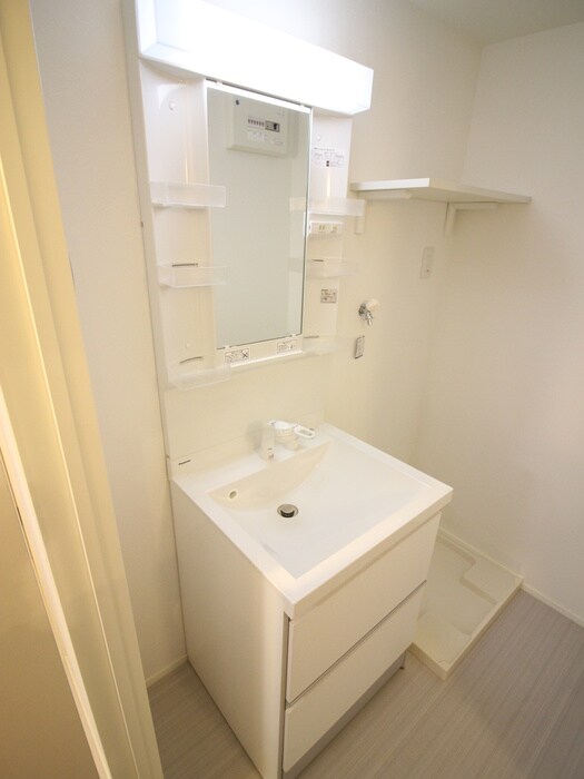 物件内観写真11　(洗面)