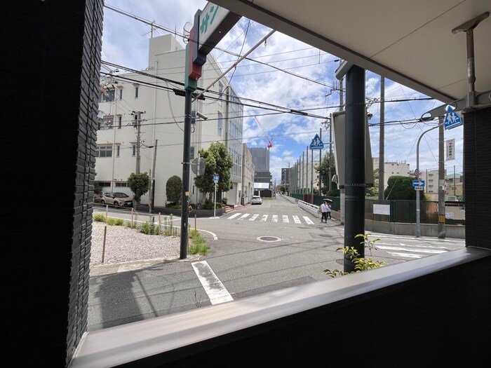 物件内観写真20　(室内からの展望)